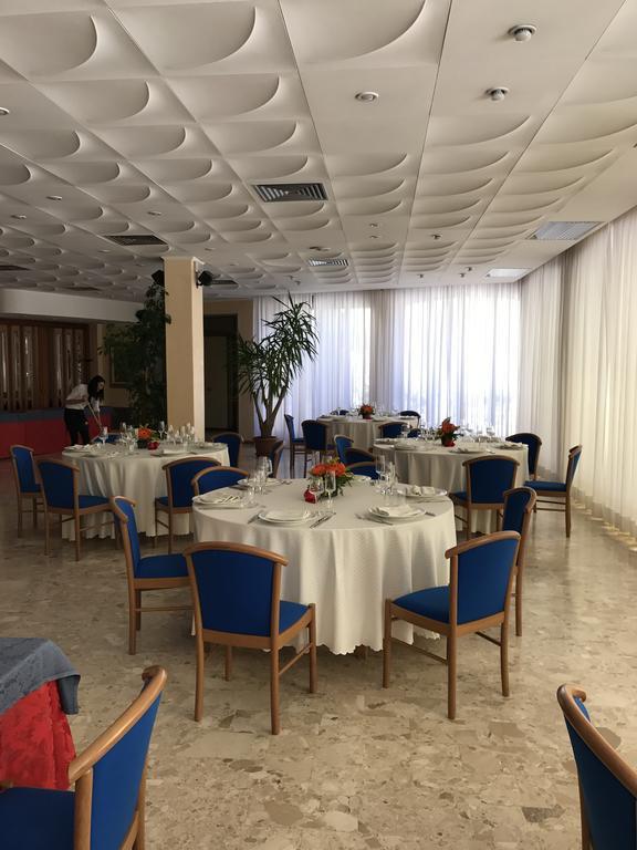 Hotel Terme Di San Vittore Genga  Exterior foto